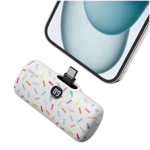 iWALK USB-C Portable Charger with Colorful Pattern